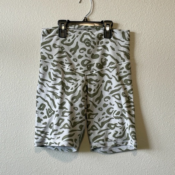 Offline by Aerie | Animal Print High-Rise Biker Shorts - Picture 1 of 7